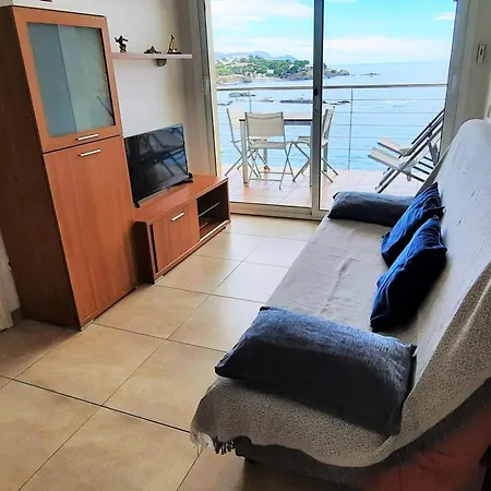 Con Terraza, Parking Y Se Admiten Mascotas En - Es-170-3 * Llanca